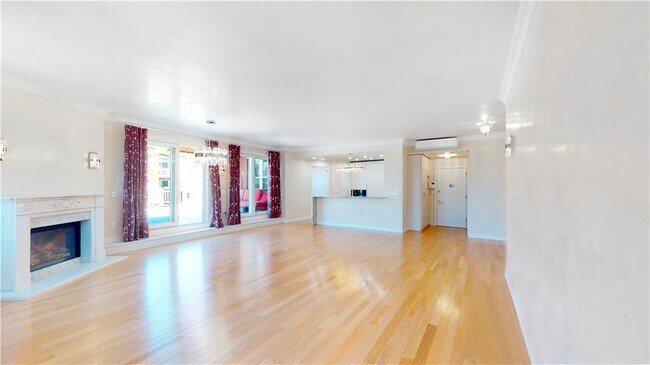 Photo - 135 Oceana Dr E Unit PH2B