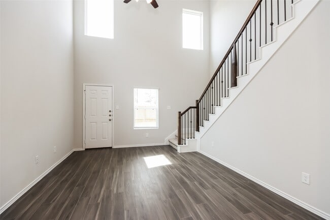 Building Photo - 15367 Estrella Rd W Rental