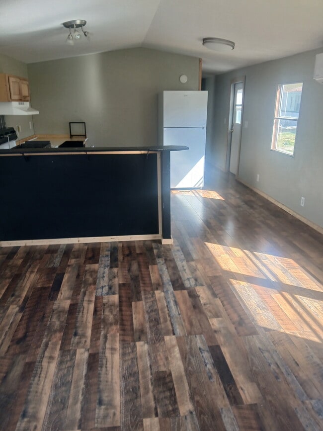 Photo - 2493 Webster Rd