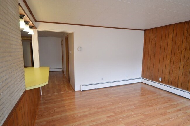 Photo - 99 Main St Unit #1