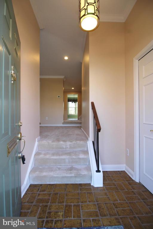 Building Photo - 3186 Cantrell Ln