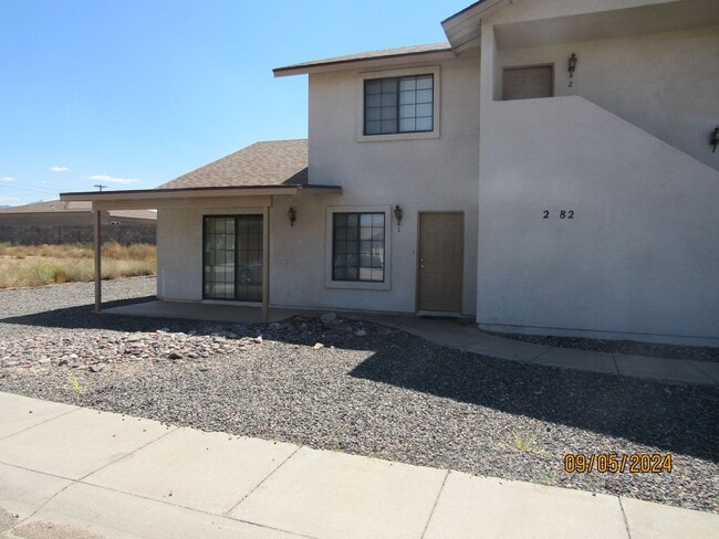 Building Photo - K-1095 Unit # 1