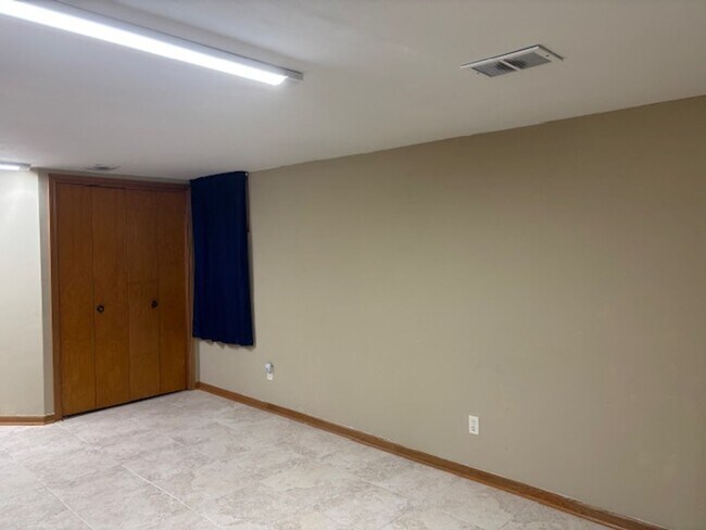 Photo - 2235 Quebec Ave S Unit 1