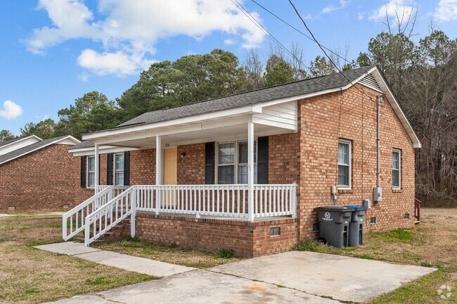 Building Photo - Cute Remodeled home in Cul-de-sac