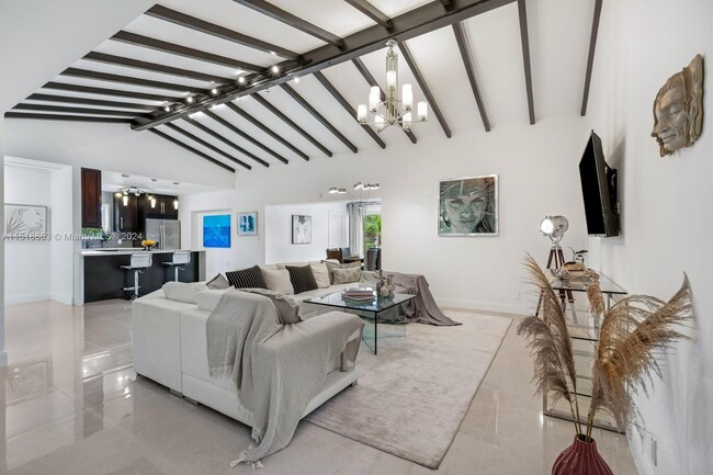 Photo - 2830 NE 56th Ct