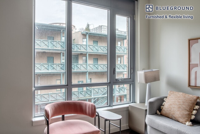 Photo - 624 Yale Ave N Unit FL5-ID712