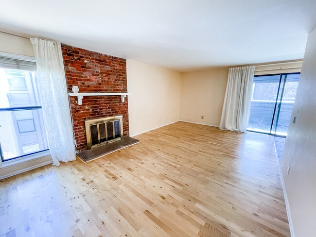 Building Photo - 9797 E Peakview Ave Unit C8