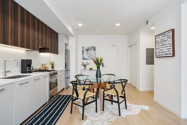 Kitchen/dining/entry - 1188 Valencia St Unit 210