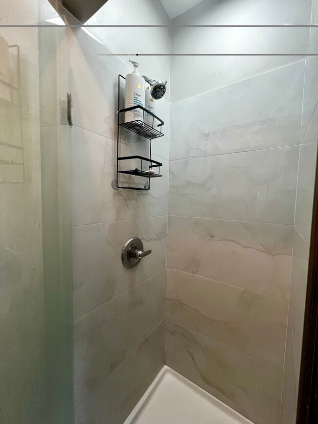 Bathroom Porcelain ShowerShower - 2077 Cascade Rd SW Unit C