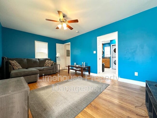 Photo - 8803 Tidewater Dr