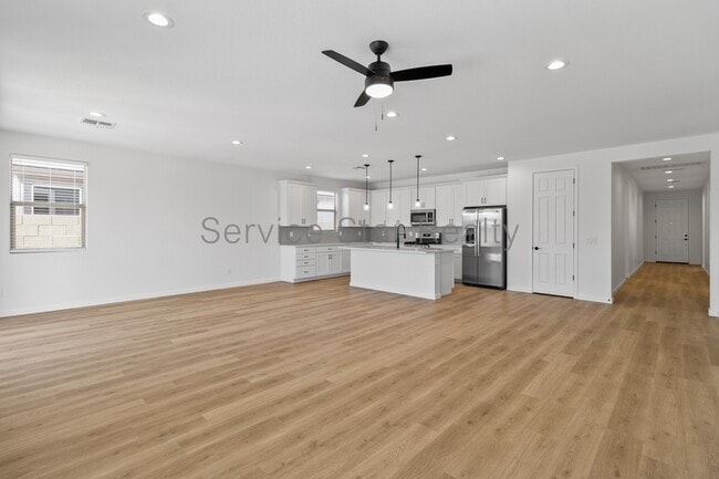 Photo - 5029 W Roundhouse Rd