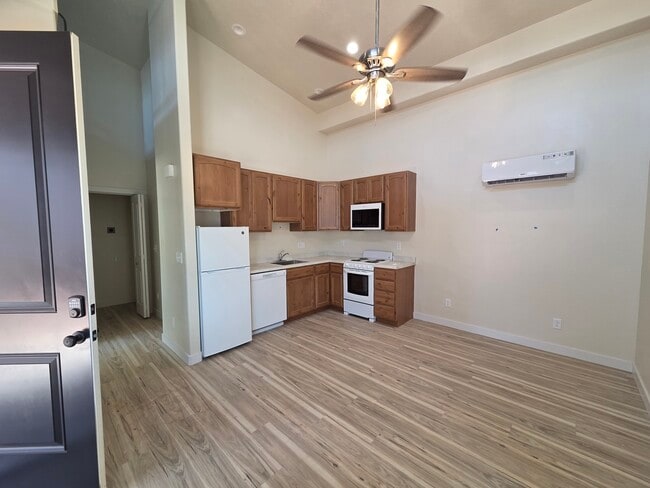 Photo - 2158 E Bonnies Wy