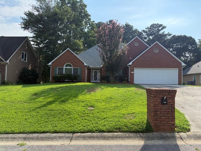 Photo - 1040 Sunny Field Ct NE