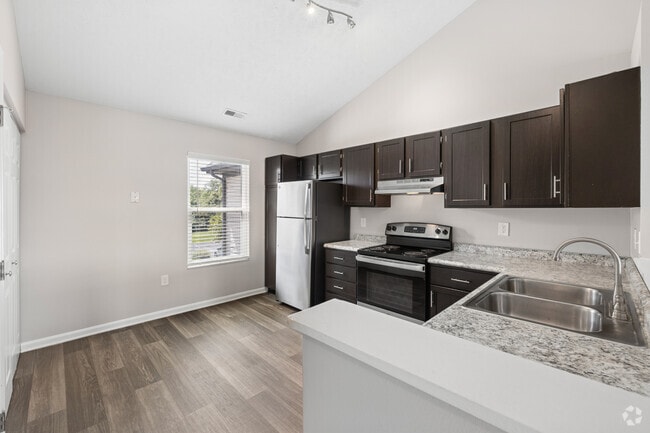 3BR, 2BA - 1,232SF - Kitchen - Spinnaker Cove Apartments