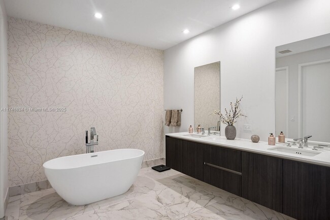 Photo - 275 Giralda Ave Condo Unit 7B