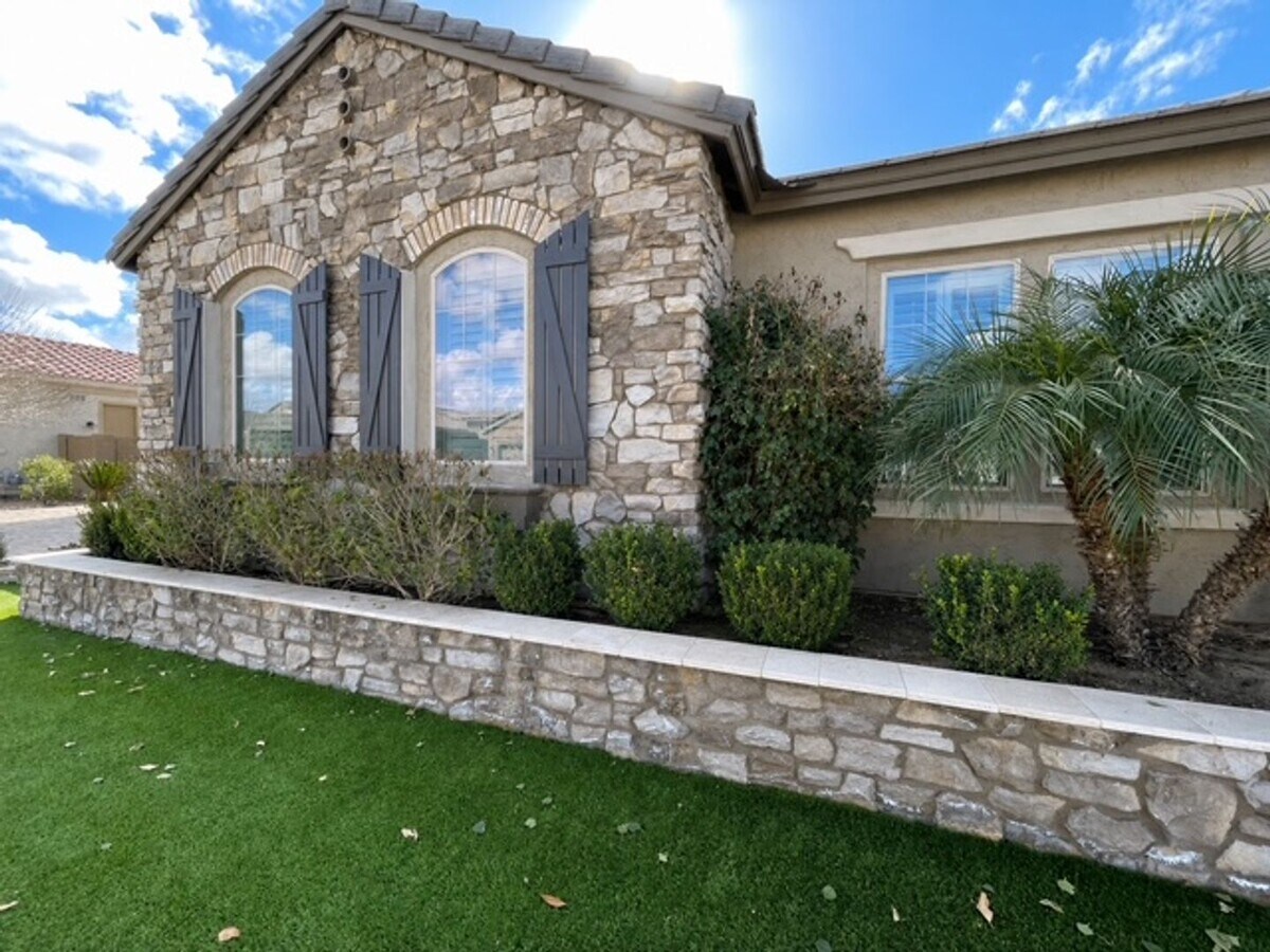 Photo - 4bed/3.5 bath on huge lot in Queen Creek with POOL