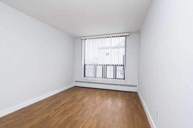 Photo - 800 Richmond St W Unit 201