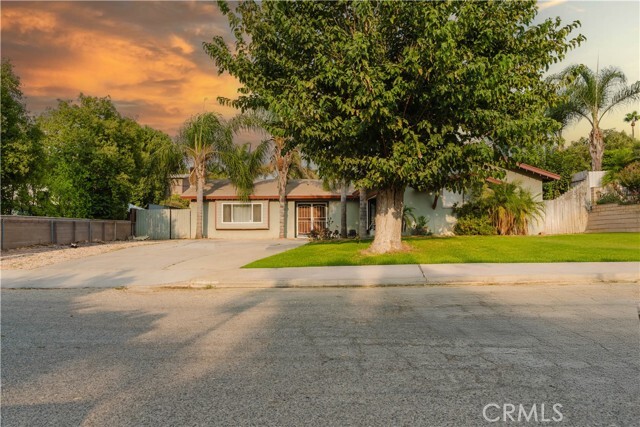 Photo - 10937 Desert Sand Ave Casa