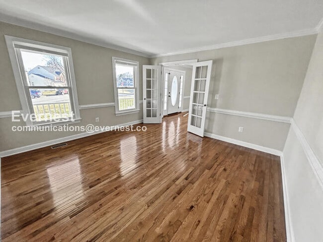 Photo - 10401 Bristol Ct