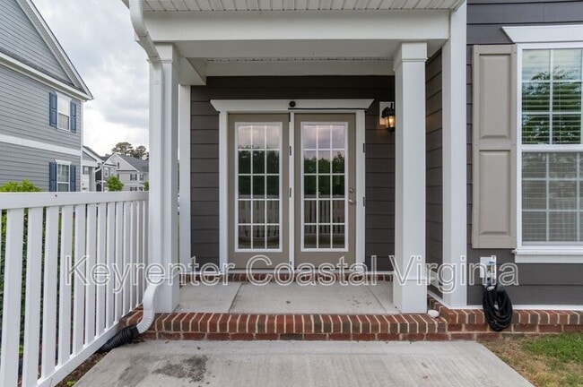 Photo - 2115 Belden Ave Townhome