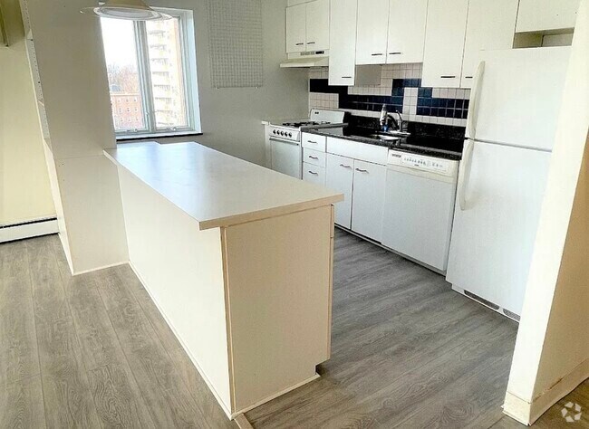 Building Photo - 292 Harvard St Unit 284-64 Rental