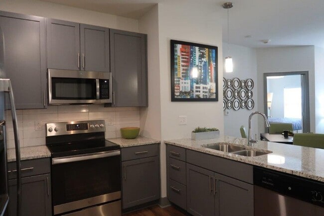 Photo - The Kent at Carmel City Center