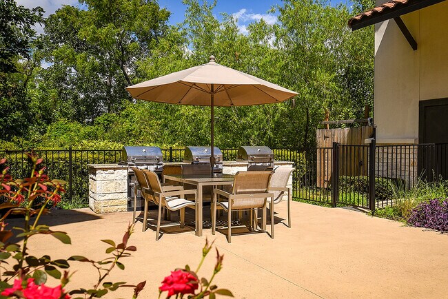 Outdoor Grilling Area