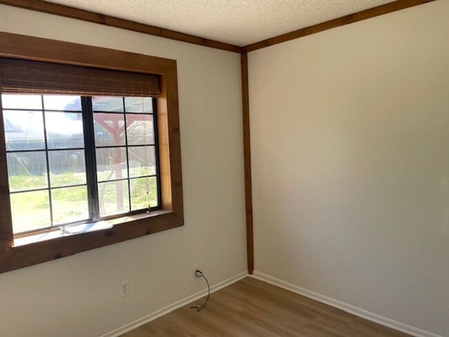 Photo - Cozy 3 Bedroom House for Rent (Available 6.10.26)