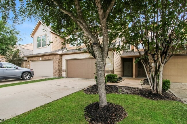 Building Photo - 3918 Calgary Cir