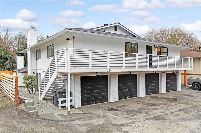 Building Photo - 15420 40th Ave S Unit C