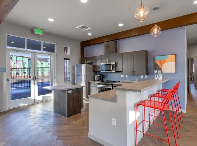 Interior Photo - Copper Platte Rental
