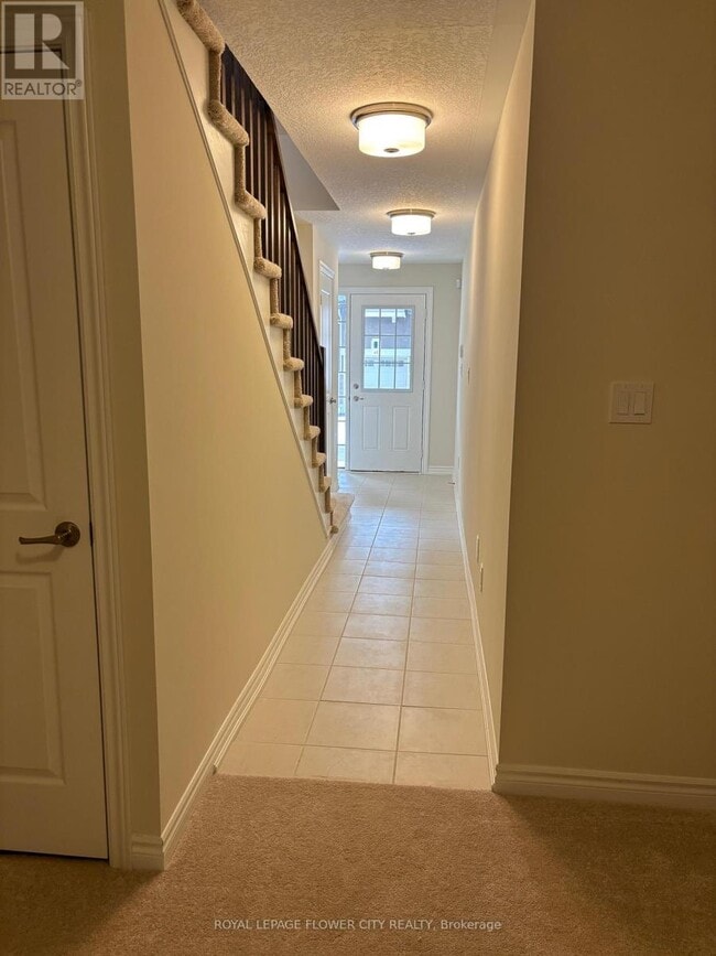 Photo - 620 Colborne St W