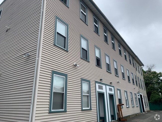 Building Photo - 8 Humboldt Pl Rental