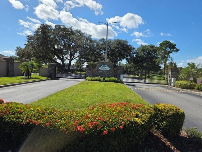 Photo - 810 Terranova Rd