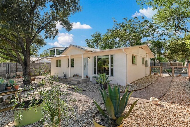 Photo - 807 W Oltorf St Casa