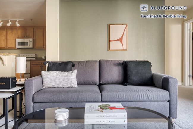 Photo - 853 Commodore Dr Unidad FL2-ID1039