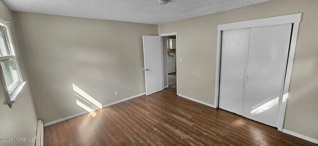 8 Kendall Dr