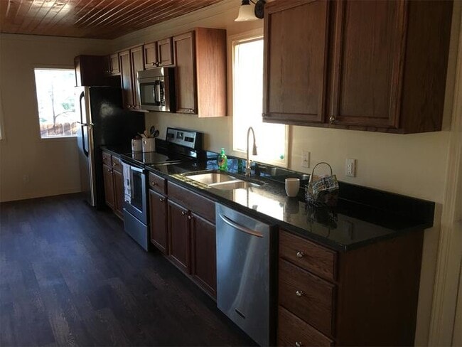 Photo - 1921 Atlanta Hwy