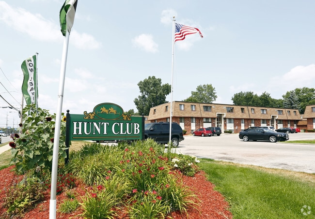Hunt Club Apartments