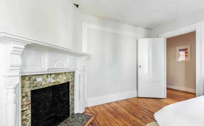 Photo - 31 Falcon St Unit #1