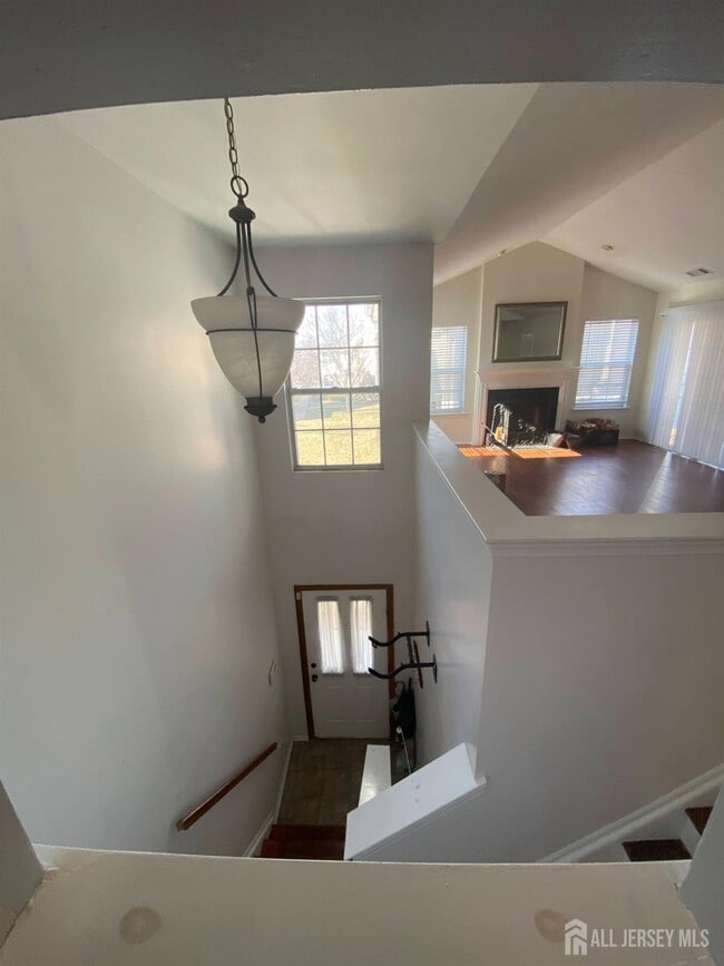 Photo - 333 Bowler Ct