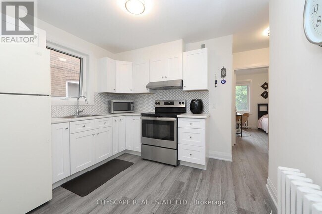 Photo - 459 Hopewell Ave Unit Main