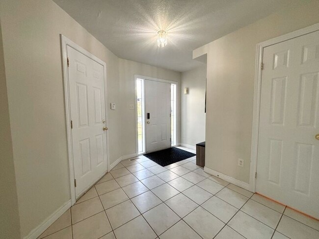 Photo - 41 Pineridge Dr