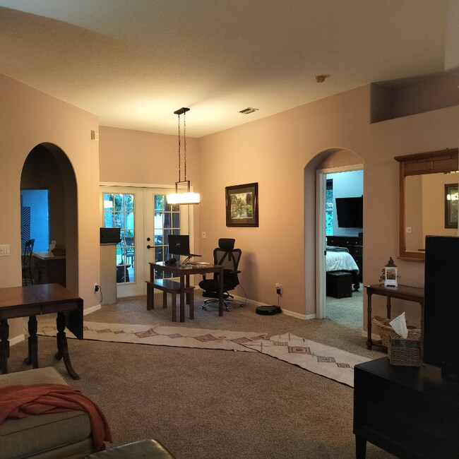 Photo - 12408 N Ola Ave Unidad 3