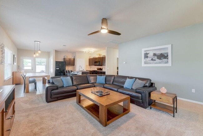 Building Photo - 1511 Cedrus Rd