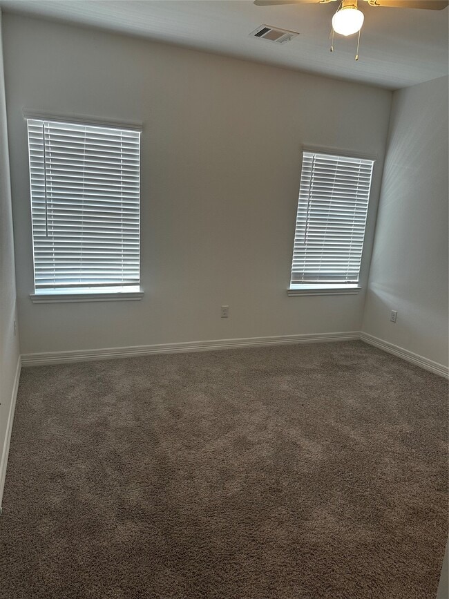 Photo - 7209 Carver Rd