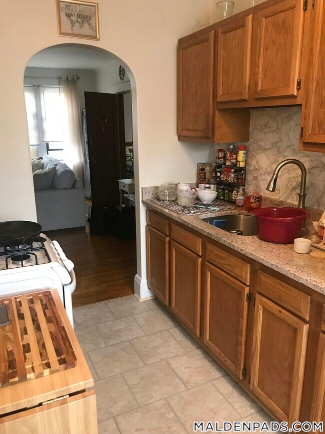 Photo - 349 Pleasant St Unidad B2-5