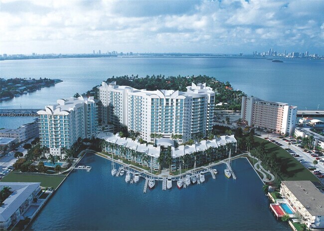 Building Photo - 7900 Harbor Island Dr Unit 1404 Rental