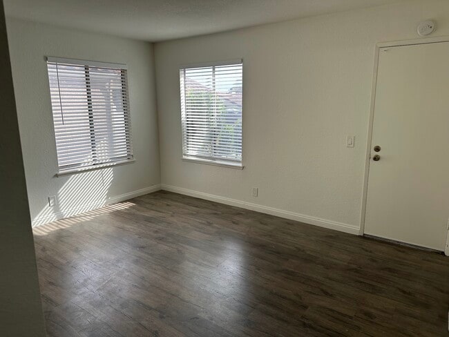 Photo - 9742 Willow Wood Dr