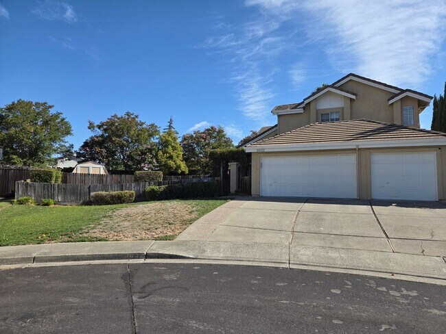 Photo - Spacious Laurel Creek Home